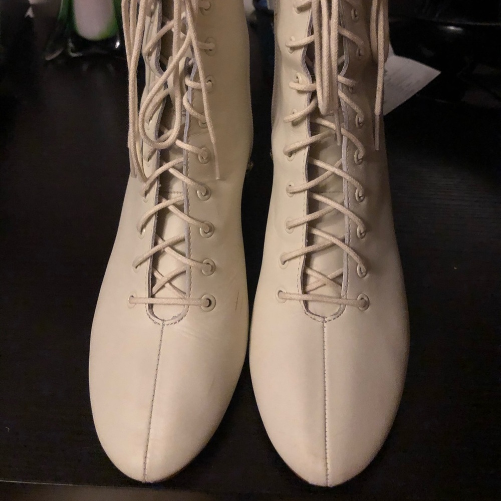Zara lace up boots size 38, 7 1/2, ecru color